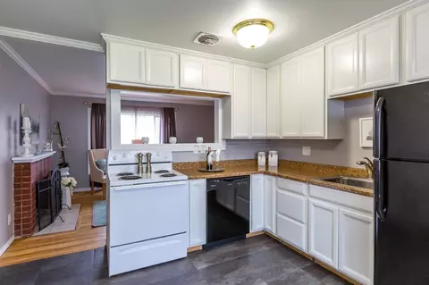 1809 E Thurston Ave, Spokane, WA 99223 photo 8