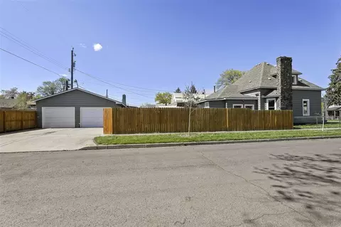 2003 W Sharp Ave, Spokane, WA 99201 photo 2