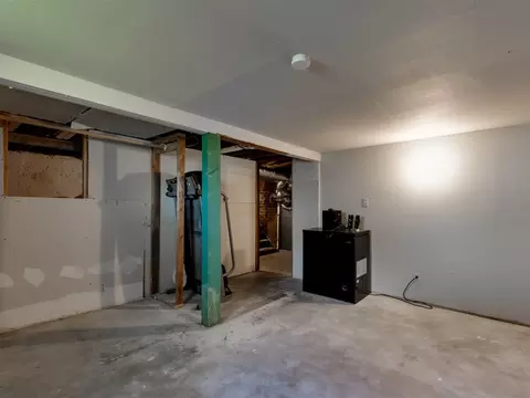 2129 E Sharp Ave, Spokane, WA 99202 photo 15