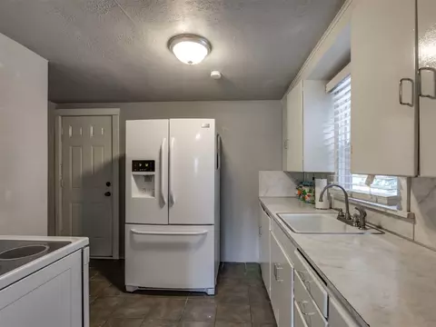 2129 E Sharp Ave, Spokane, WA 99202 photo 7