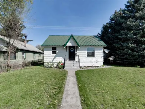 2129 E Sharp Ave, Spokane, WA 99202 photo 1
