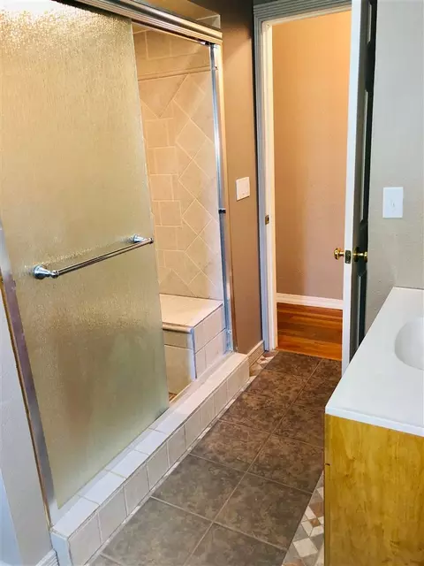 12206 E 9th Ave, Spokane Valley, WA 99206 photo 9