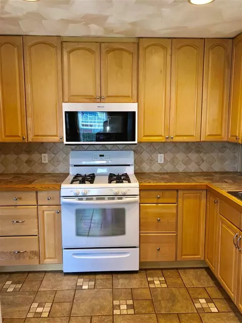 12206 E 9th Ave, Spokane Valley, WA 99206 photo 6