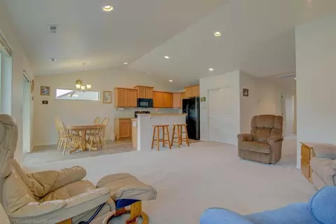 7302 E 13th Ct, Spokane, WA 99212 photo 4