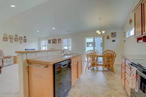 7302 E 13th Ct, Spokane, WA 99212 photo 8