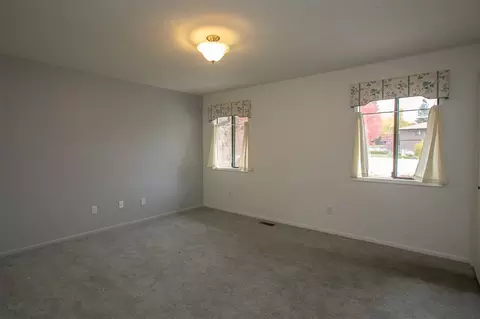 1817 E Pinecrest Rd, Spokane, WA 99203 photo 9