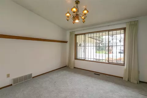 1817 E Pinecrest Rd, Spokane, WA 99203 photo 4
