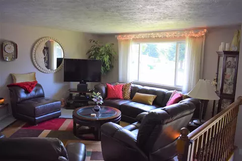 2827 E Marshall Ave, Spokane, WA 99207 photo 2