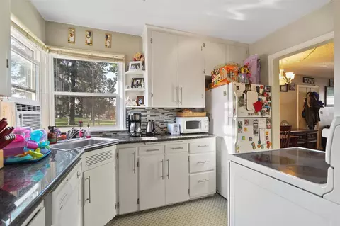 628 E Heroy Ave, Spokane, WA 99207 photo 7