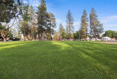 628 E Heroy Ave, Spokane, WA 99207 photo 20
