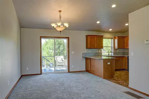 511 E Parker Dr, Colbert, WA 99005 photo 4