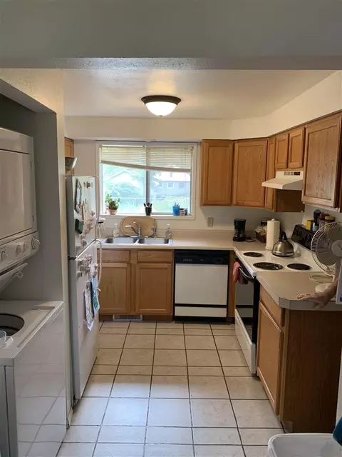 2418 E Sharp Ave, Spokane, WA 99202 photo 3