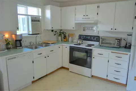4027 E 24th Ave, Spokane, WA 99223 photo 3
