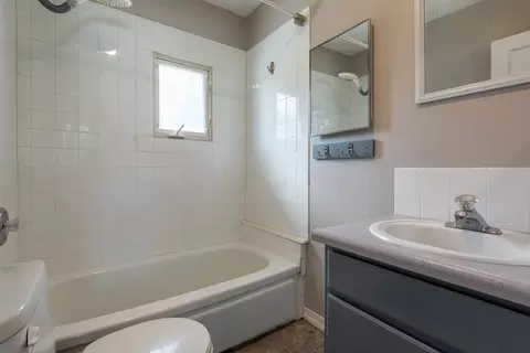 1127 E Queen Ave, Spokane, WA 99207 photo 9