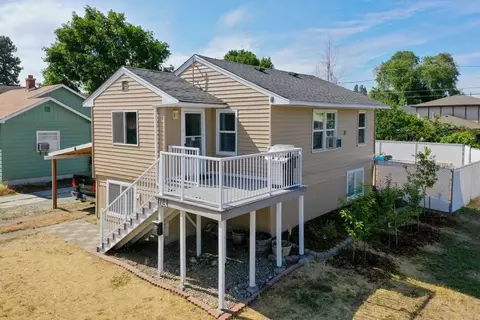 1127 E Queen Ave, Spokane, WA 99207 photo 1