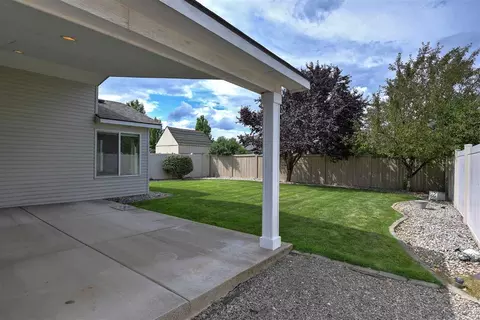 1613 E Devoe Ln, Spokane, WA 99217 photo 16