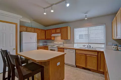 1613 E Devoe Ln, Spokane, WA 99217 photo 9