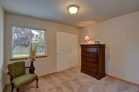 1613 E Devoe Ln, Spokane, WA 99217 photo 6