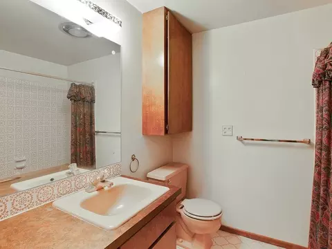 707 E Roundtable Cir, Spokane, WA 99218 photo 13