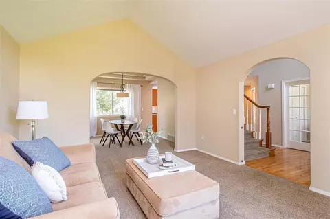 21109 N Buckeye Lake Ln, Colbert, WA 99005 photo 4