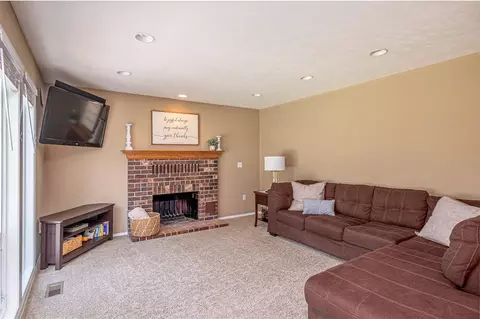 21109 N Buckeye Lake Ln, Colbert, WA 99005 photo 9