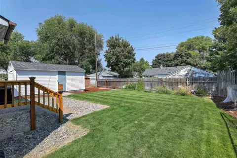 517 E Dave Ct, Spokane, WA 99208 photo 10