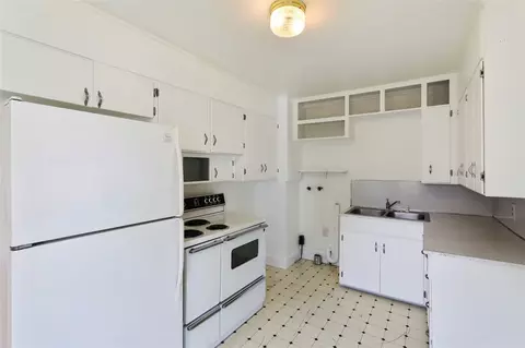 517 E Dave Ct, Spokane, WA 99208 photo 5