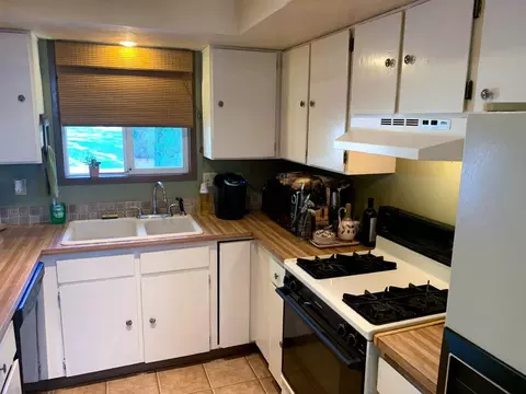 411 E 20th Ave, Spokane, WA 99203 photo 5