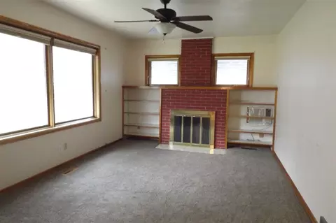 327 E Olympic Ave, Spokane, WA 99207 photo 4