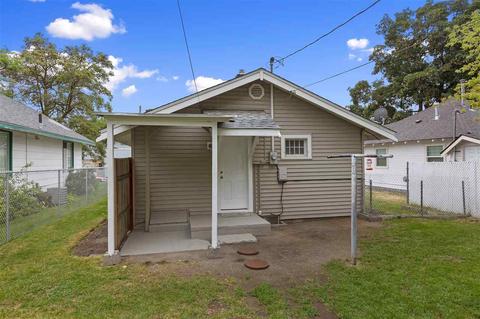 421 E Queen Ave, Spokane, WA 99207 photo 17