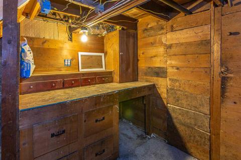 421 E Queen Ave, Spokane, WA 99207 photo 16