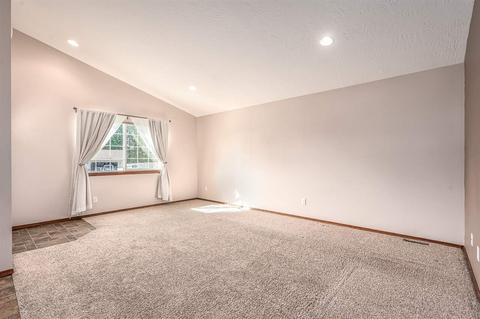 1215 E Carlson Ct, Spokane, WA 99208 photo 4
