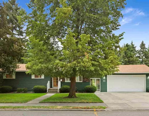 2011 E 34th Ave, Spokane, WA 99203 photo 1