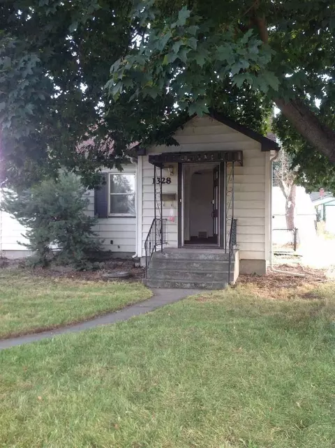 1328 Everett St, Spokane, WA 99207 photo 2