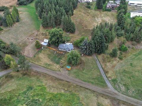 802 E Seaman Rd, Tekoa, WA 99033 photo 2