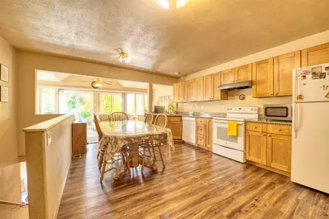 517 Everett Ave, Spokane, WA 99207 photo 4
