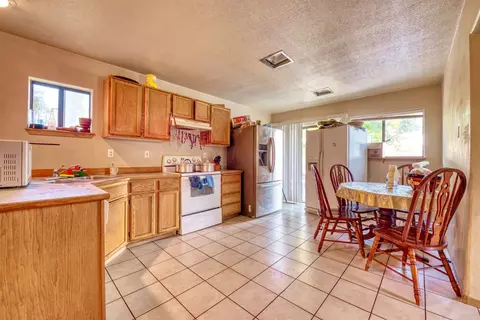 517 Everett Ave, Spokane, WA 99207 photo 13