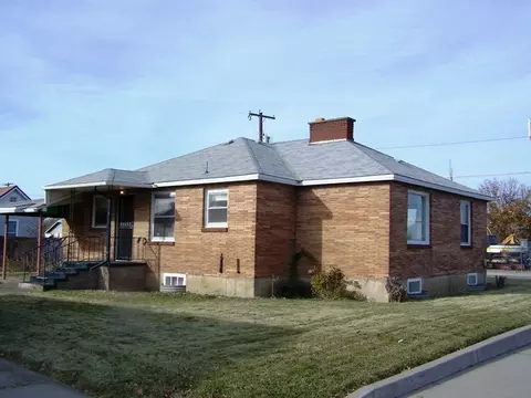 3028 E Sharp Ave, Spokane, WA 99202 photo 2