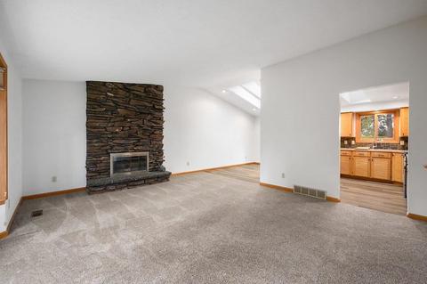 621 E Bedivere Dr, Spokane, WA 99218 photo 4