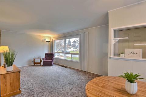 1722 E Bismark Ave, Spokane, WA 99208 photo 3