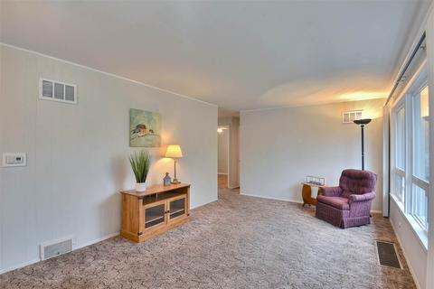 1722 E Bismark Ave, Spokane, WA 99208 photo 2