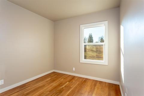 518 E Crown Ave, Spokane, WA 99208 photo 12