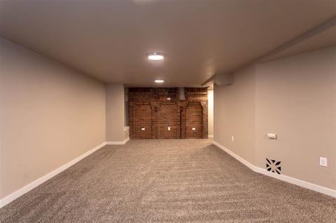 518 E Crown Ave, Spokane, WA 99208 photo 13
