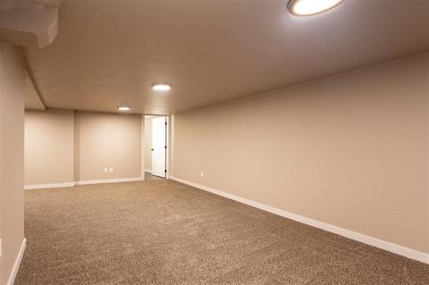 518 E Crown Ave, Spokane, WA 99208 photo 14