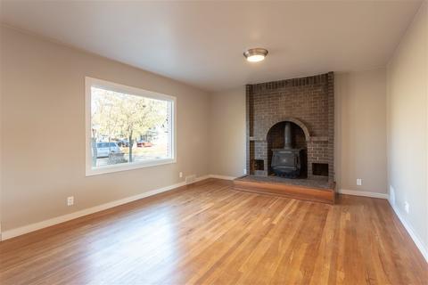 518 E Crown Ave, Spokane, WA 99208 photo 5