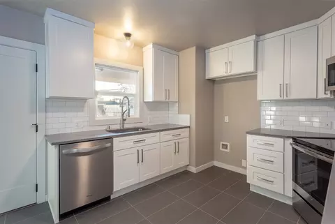 518 E Crown Ave, Spokane, WA 99208 photo 8