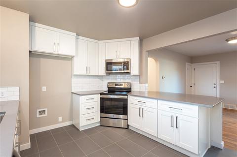 518 E Crown Ave, Spokane, WA 99208 photo 7