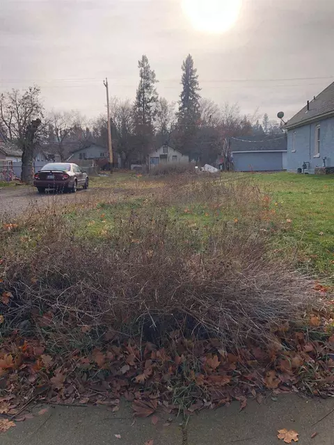 2008 E 4th Ave, Spokane, WA 99202 photo 1