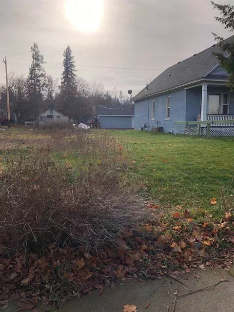 2008 E 4th Ave, Spokane, WA 99202 photo 2