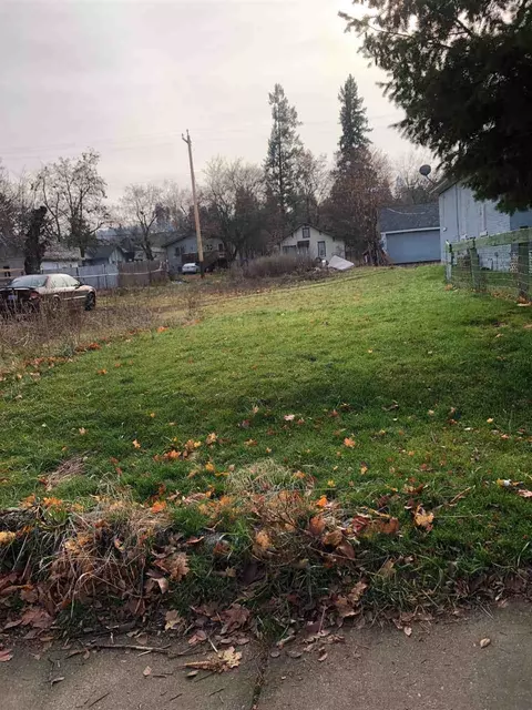 2008 E 4th Ave, Spokane, WA 99202 photo 4